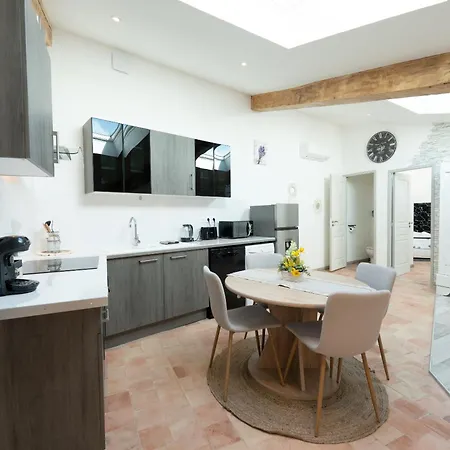 Apartament Le Lavandin Classe 3 Etoiles Riez