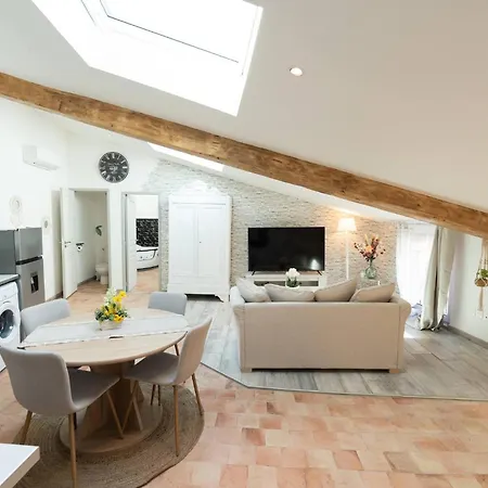 Le Lavandin Classe 3 Etoiles *