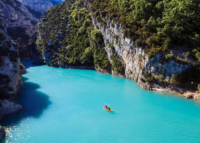 Le Lavandin Classe 3 Etoiles * Riez